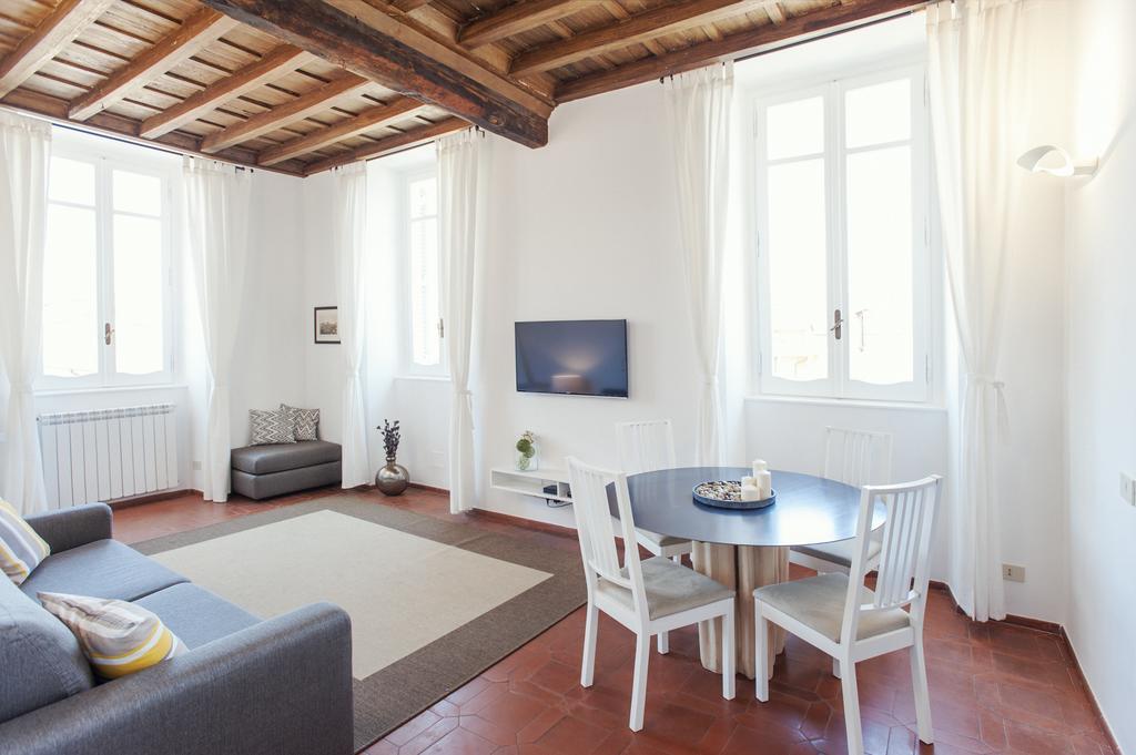 Lungaretta3 Apartment Rome Ruang foto